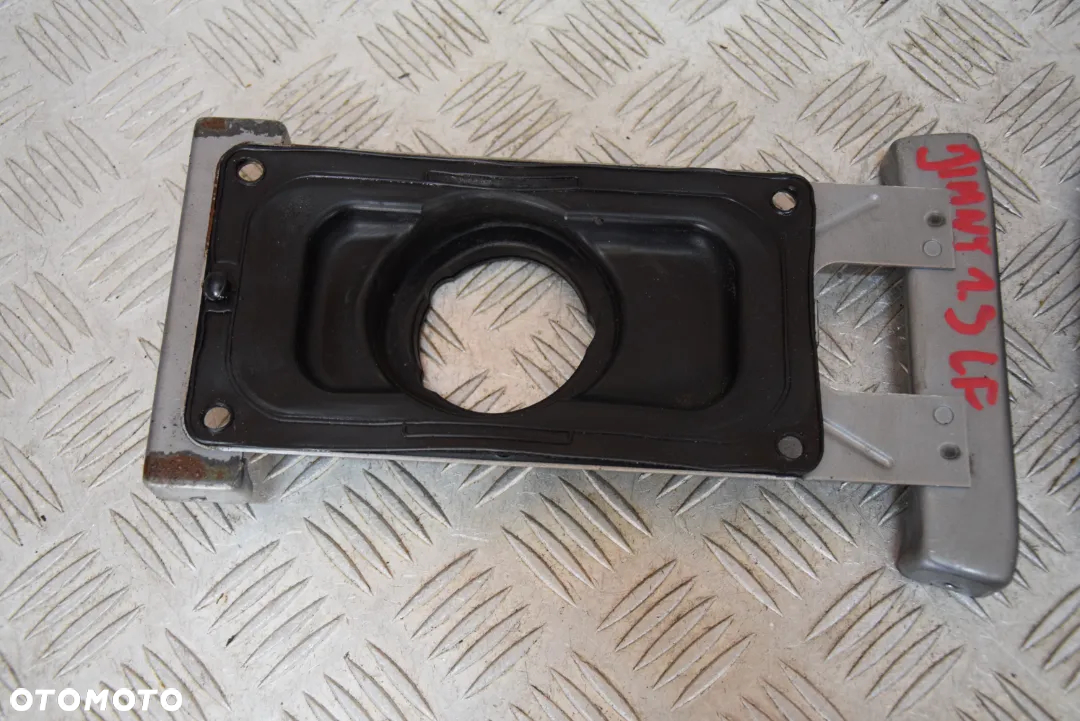 SUZUKI JIMNY OSŁONA LEWARKA MIESZEK KPL. - 4