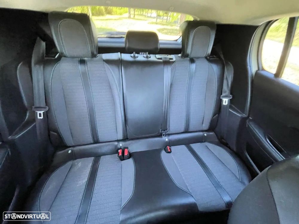 Peugeot e-208 50 kWh Allure - 29