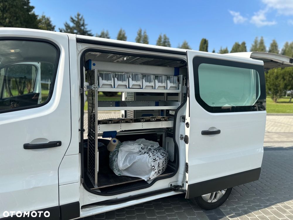 Opel Vivaro - 22
