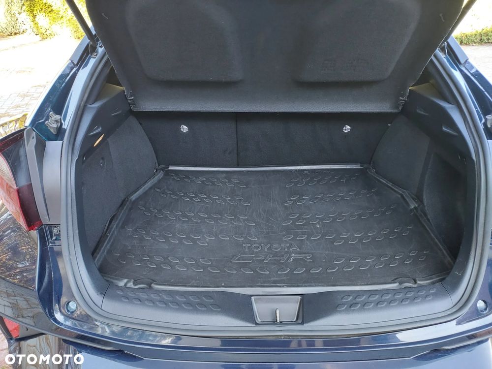 Toyota C-HR - 26