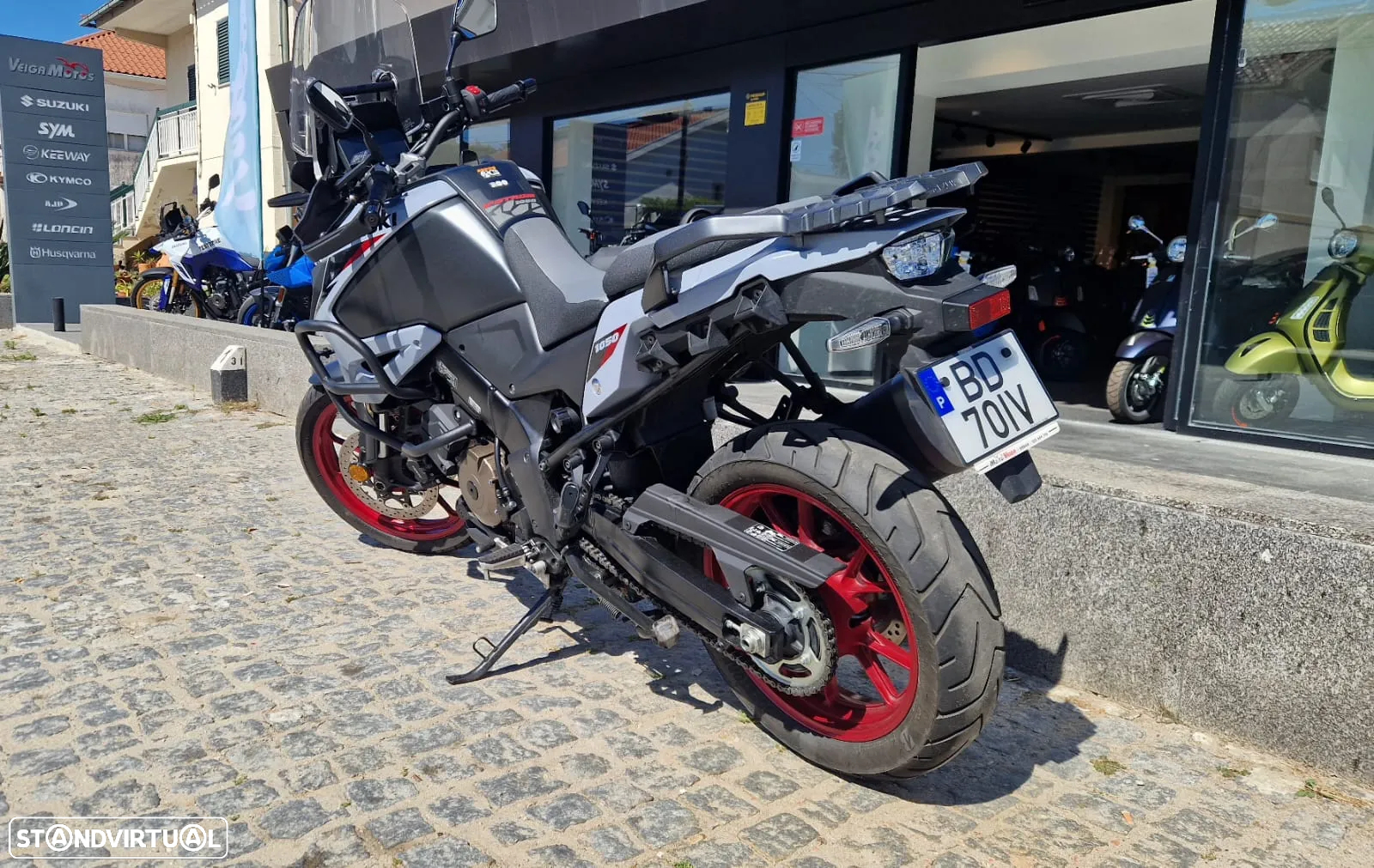 Suzuki DL - 7