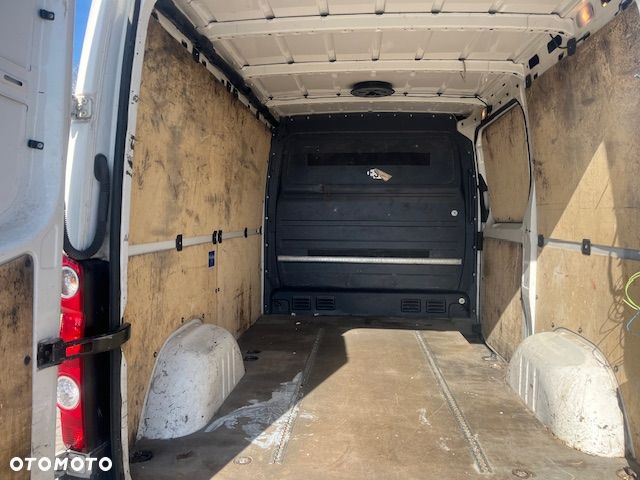 Volkswagen CRAFTER KRÓTKI - 11