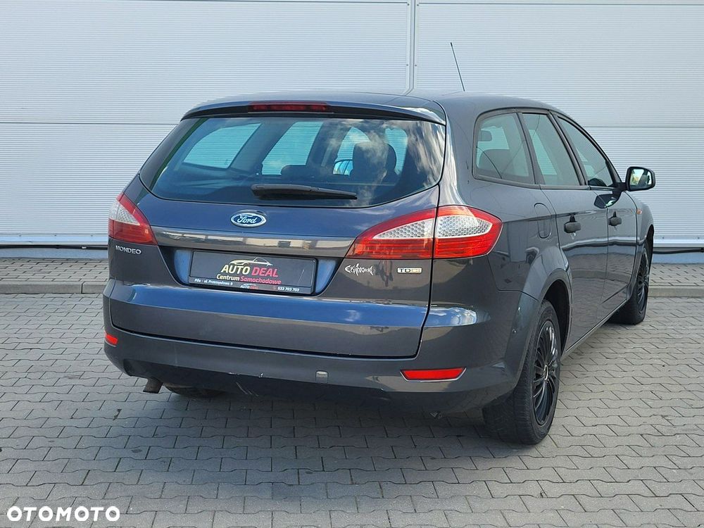 Ford Mondeo - 12