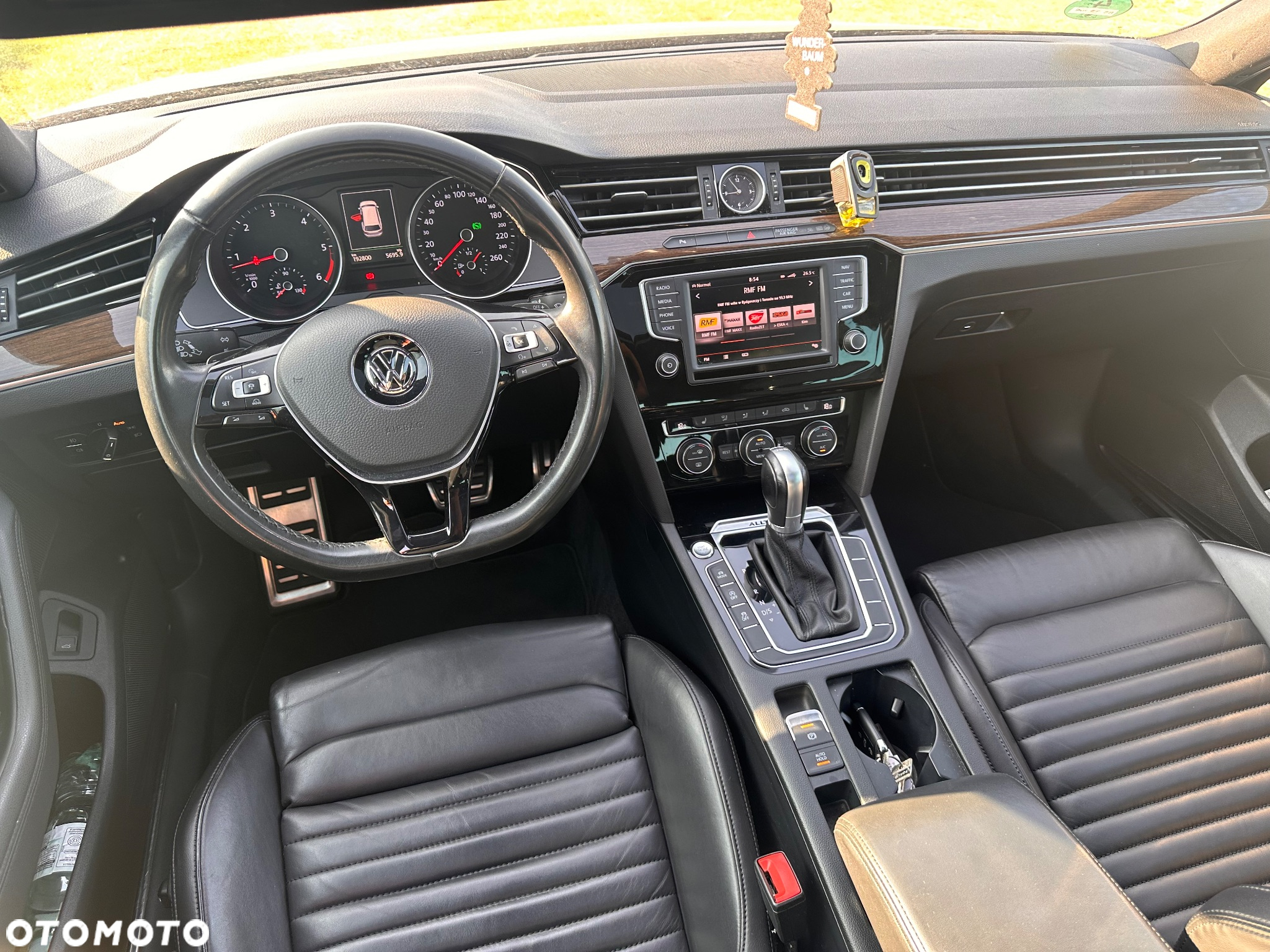 Volkswagen Passat Variant 2.0 TDI SCR 4Motion DSG (BMT) Highline - 11