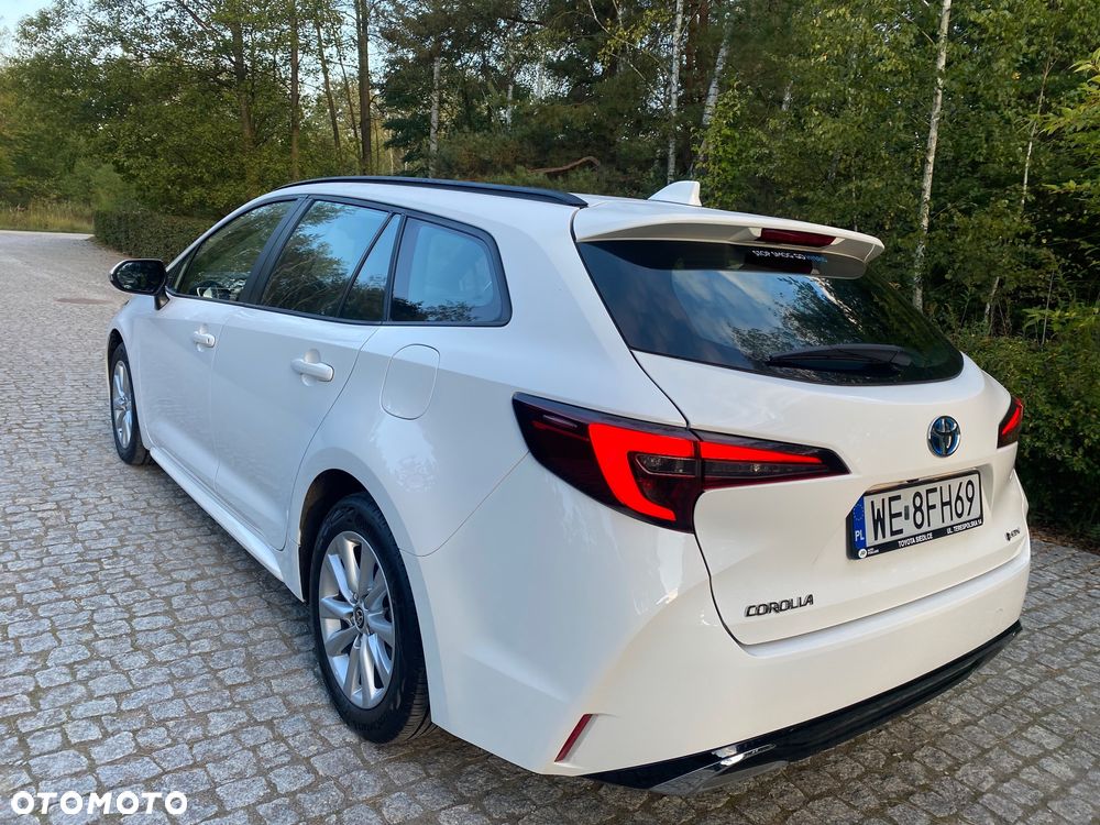 Toyota Corolla 1.8 Hybrid Comfort - 6