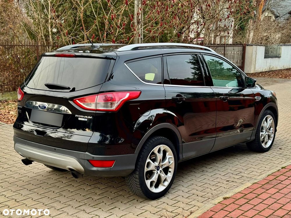 Ford Escape 2.0 EcoBoost AWD Titanium - 8