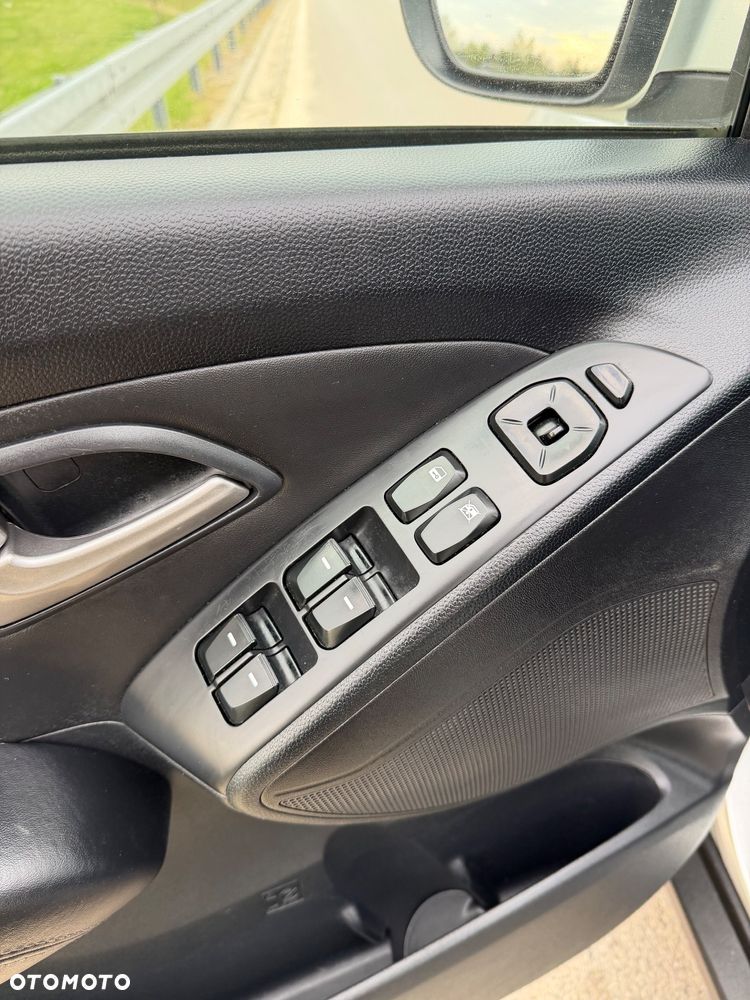 Hyundai ix35 2.0 2WD Automatik Trend - 14