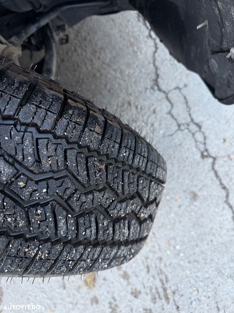 Dacia Duster 1.5 Blue dCi 4WD Prestige jante 16" - 36