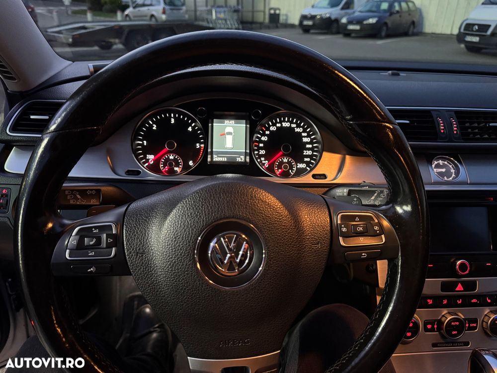 Volkswagen Passat 2.0 TDI DSG BlueMotion Technology Highline - 9