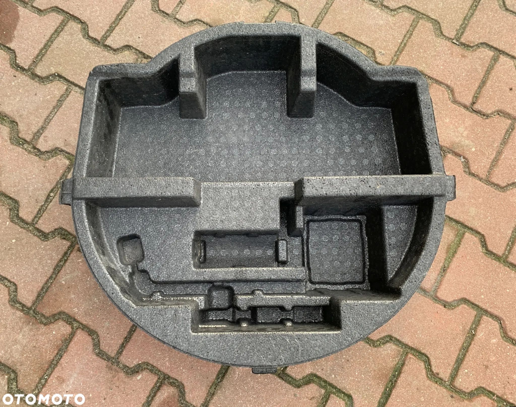 TOYOTA YARIS III 2011-2020 WKŁAD BAGAŻNIKA STYROPIAN WANNA - 1