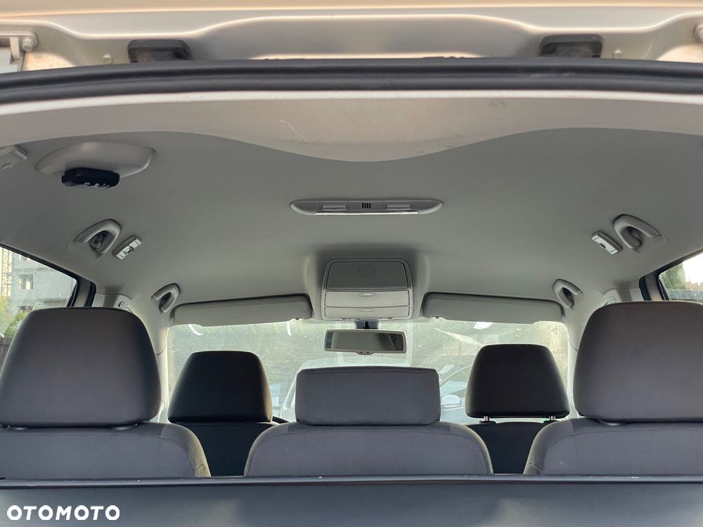 Volkswagen Touran 1.9 TDI DPF Freestyle - 13