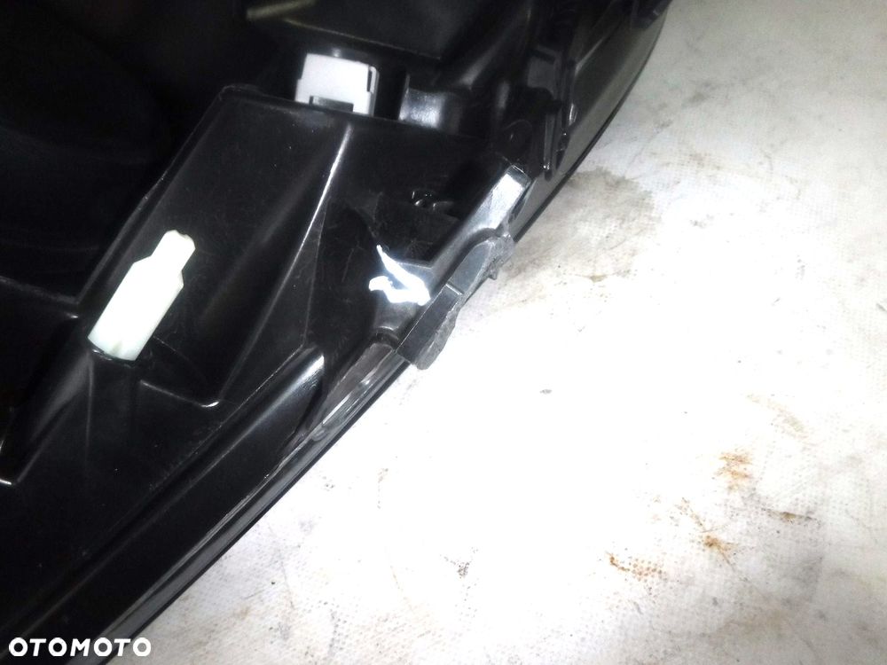 RENAULT SCENIC  III 3 LAMPA PRZÓD srebrna bienon PRAWA NOWA USZK - 3