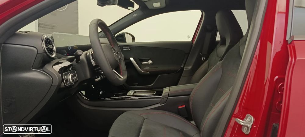 Mercedes-Benz A 200 Standard - 28