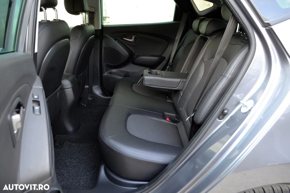 Hyundai ix35 2.0 CRDI 4WD Automatik Style - 10