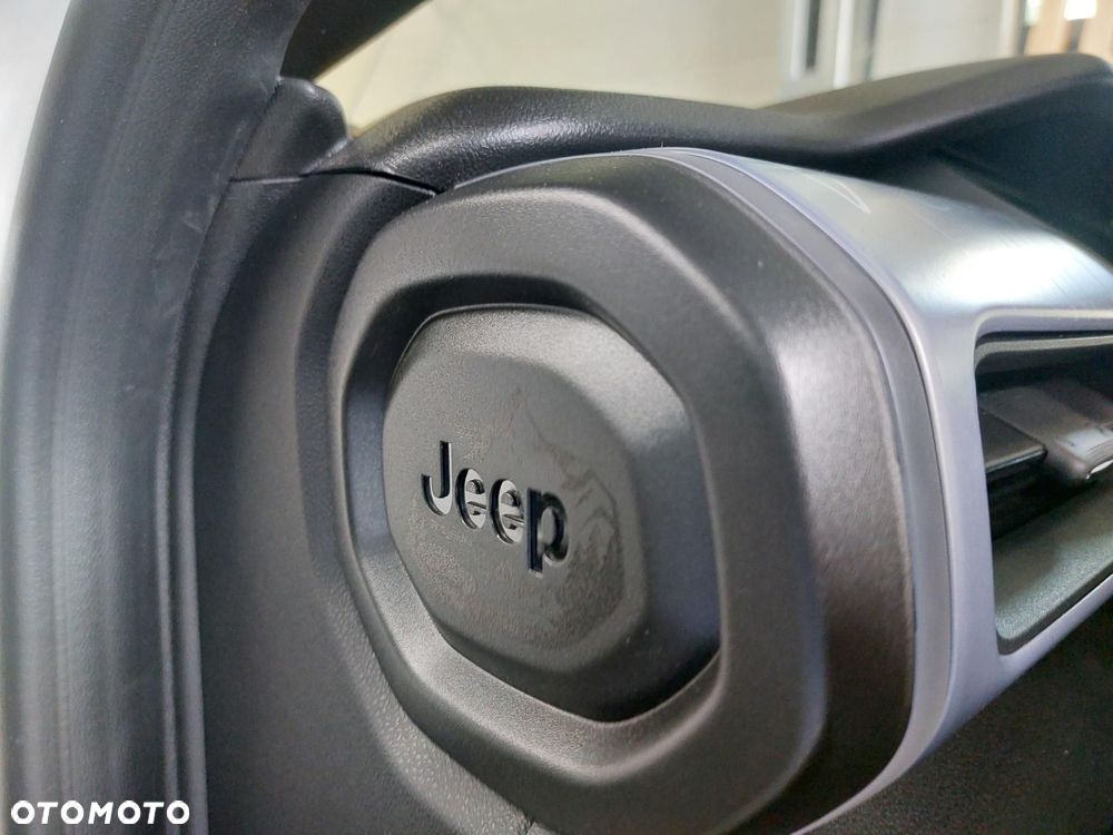 Jeep Avenger 1.2 T3 mHEV The North Face 4xe eDCT6 - 21