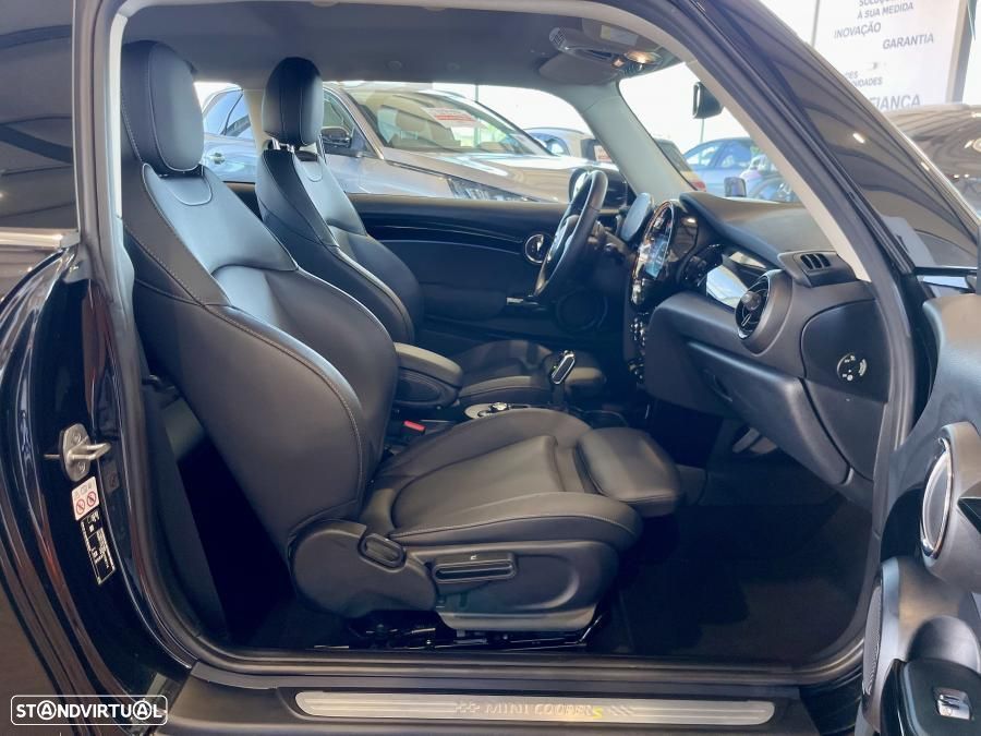 MINI 3 Portas Cooper SE Premium Classic - 35