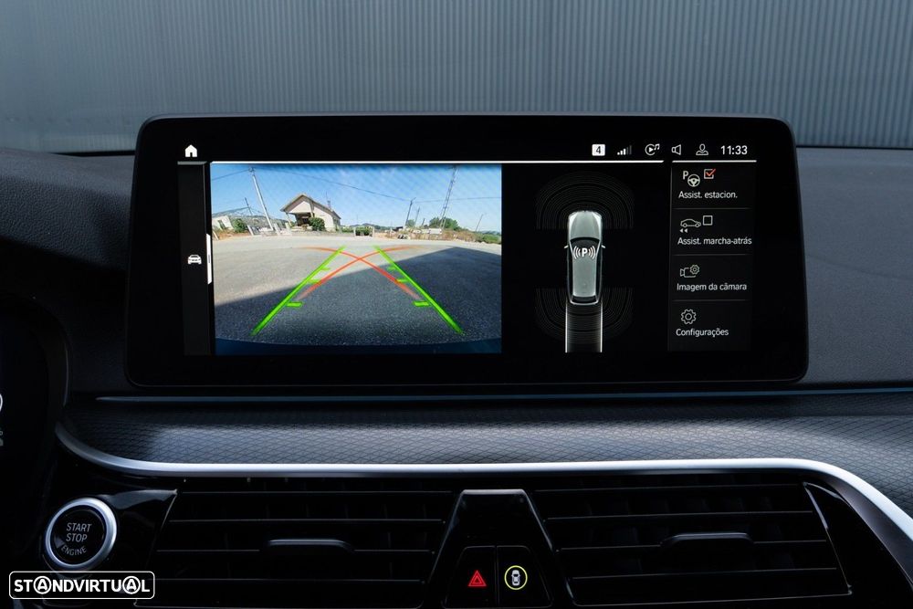 BMW 530 e Pack Desportivo M - 15