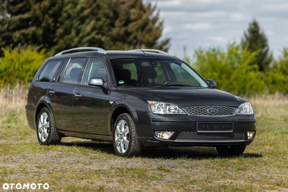 Ford Mondeo 1.8 Ghia - 1