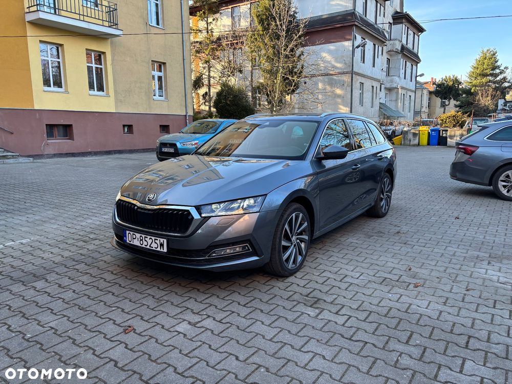 Skoda Octavia 2.0 TDI Style DSG - 1