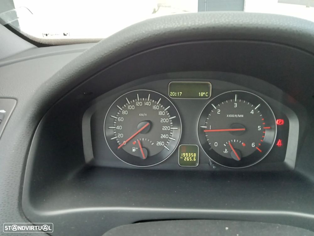 Volvo V50 1.6 D R-Design - 10