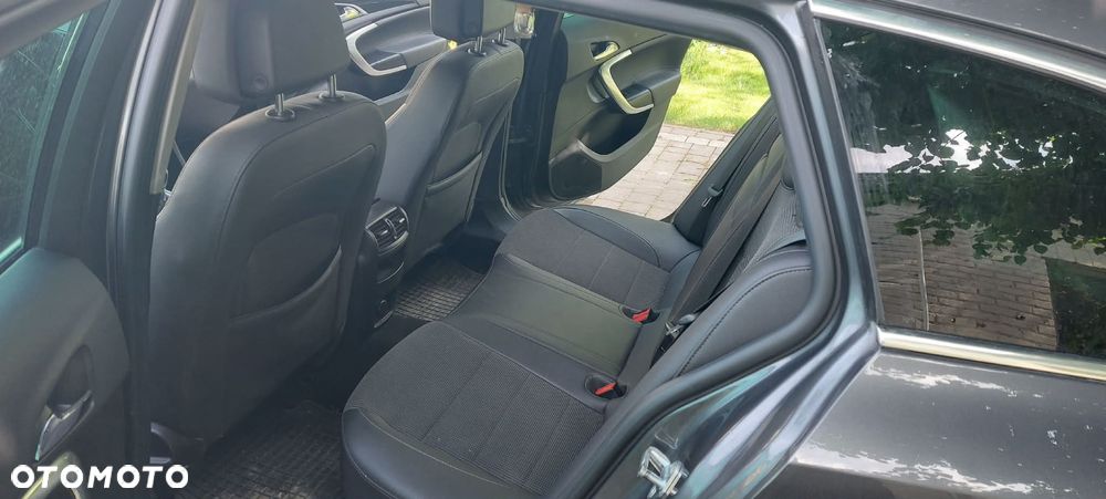 Opel Insignia - 8