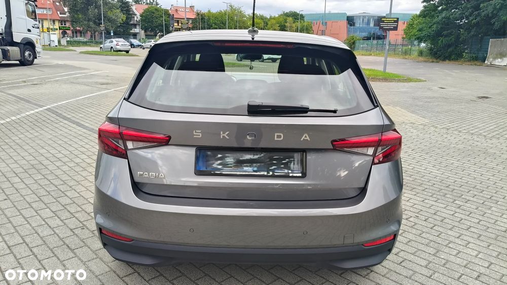 Skoda Fabia 1.0 TSI Edition 130 DSG - 4
