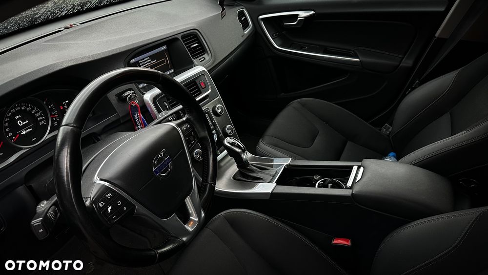 Volvo V60 D3 Summum - 12
