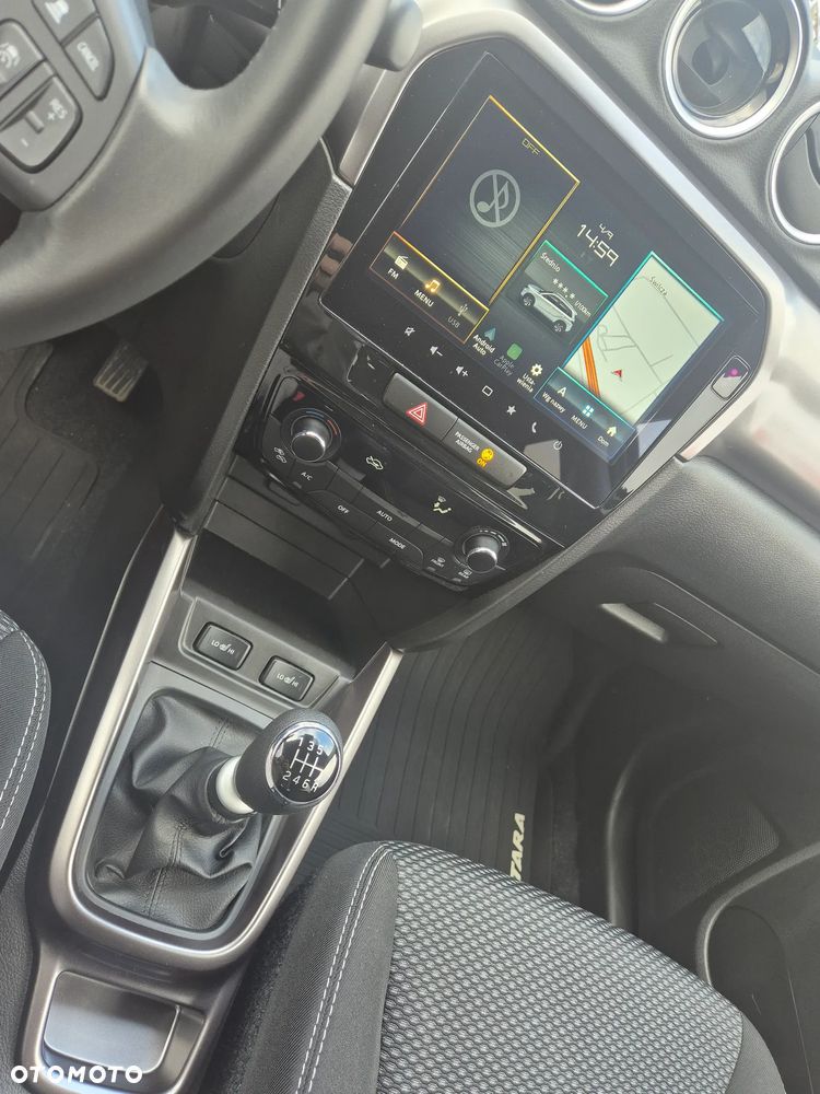 Suzuki Vitara 1.4 Boosterjet mHEV Premium Plus 2WD - 13