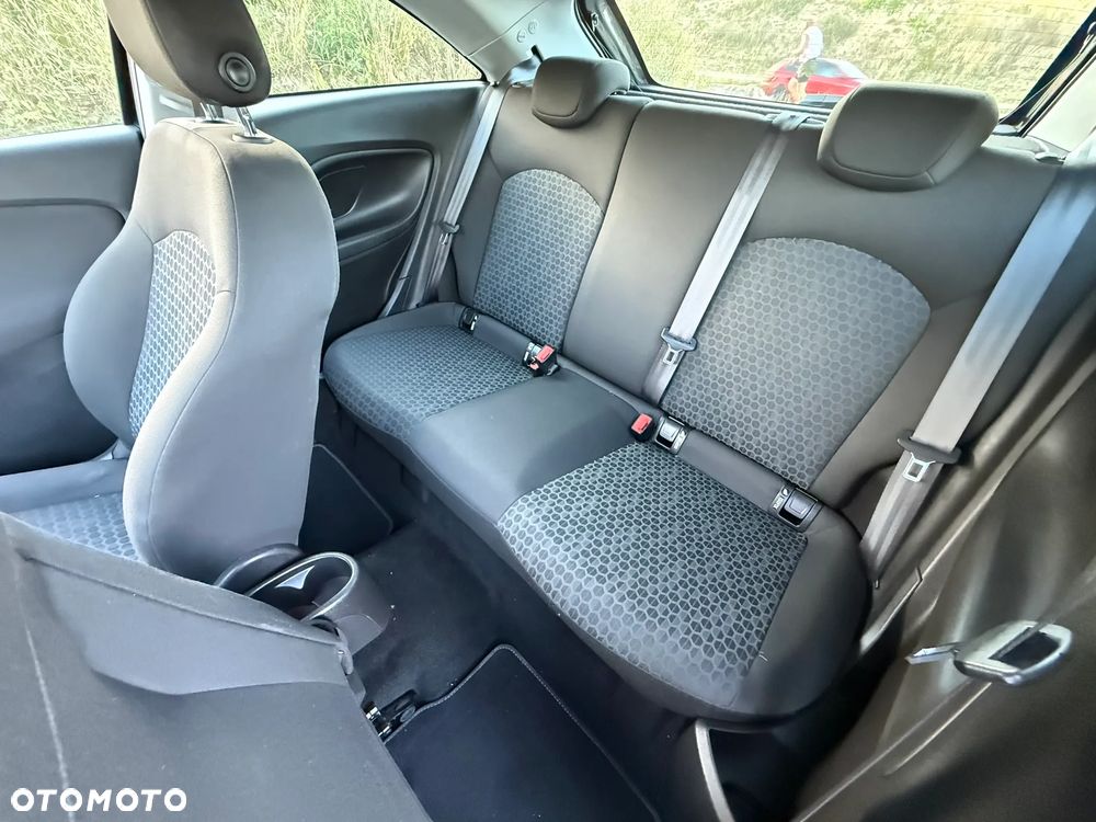 Opel Corsa - 10