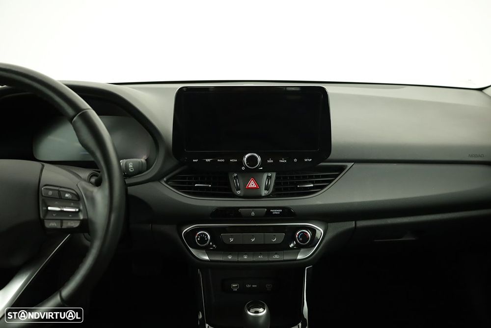 Hyundai i30 1.0 T-GDI Style Plus DCT - 9