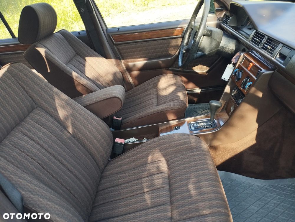 Mercedes-Benz W124 (1984-1993) - 9