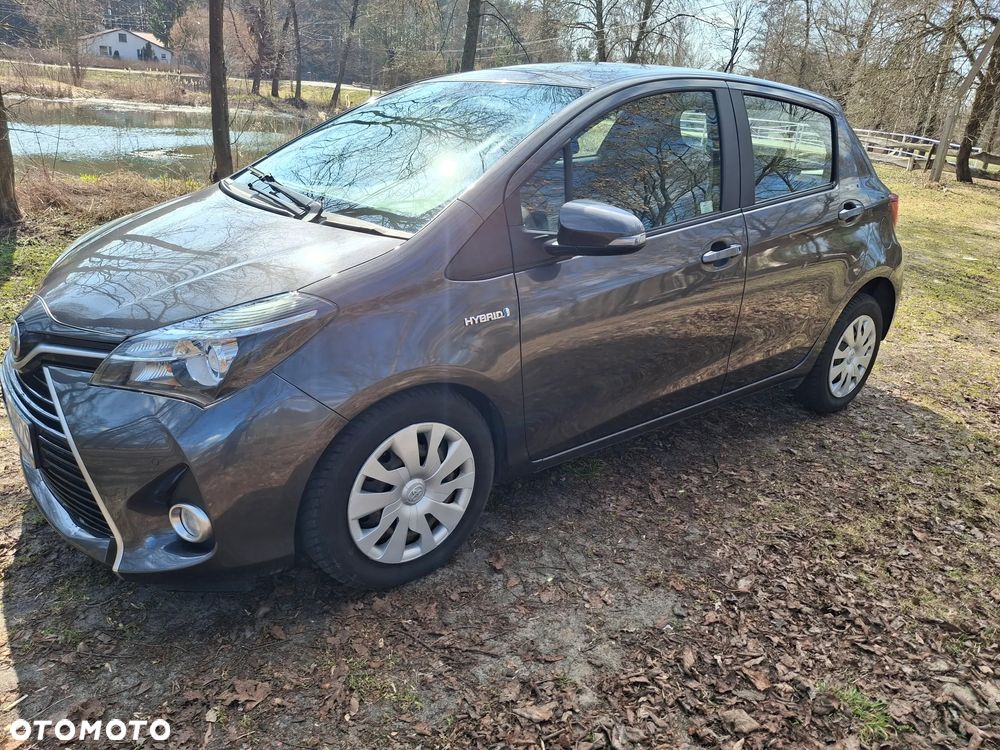 Toyota Yaris Hybrid 100 Dynamic EU6 - 1