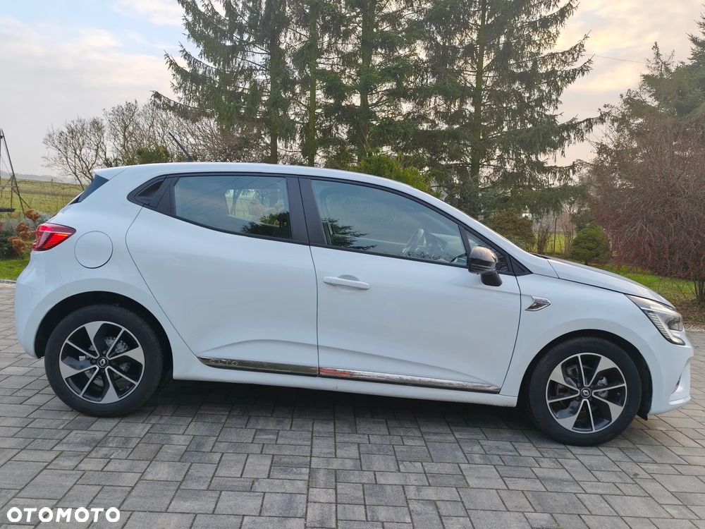 Renault Clio TCe 90 EVOLUTION - 11