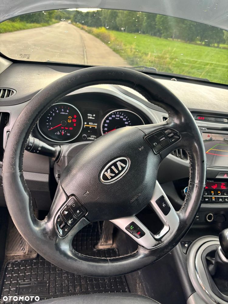 Kia Sportage 1.7 CRDI Business Line L 2WD - 13