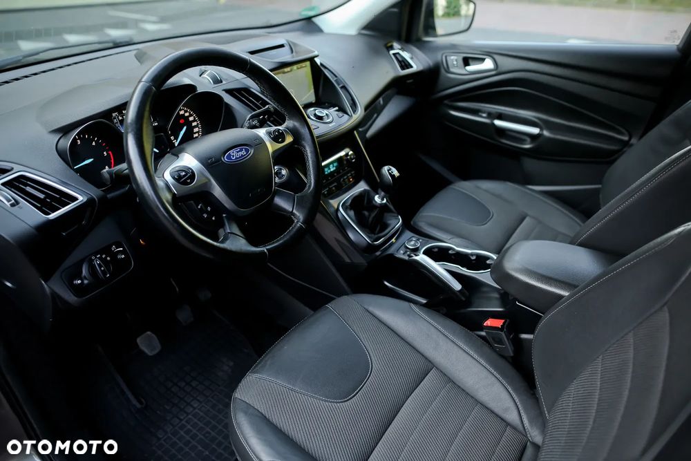 Ford Kuga 2.0 TDCi 4x4 Titanium - 18