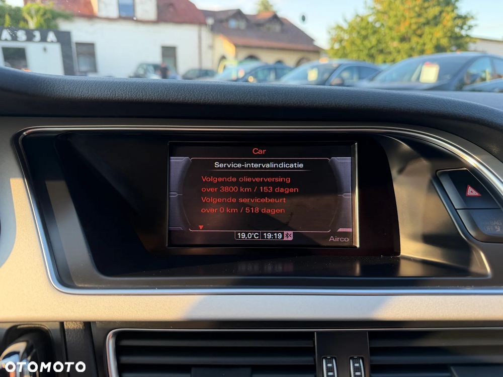 Audi A4 Limousine 2.0 TDI ultra - 29