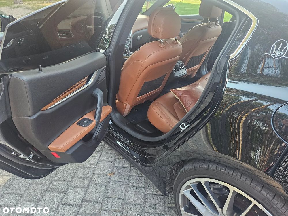 Maserati Ghibli S GranLusso - 7