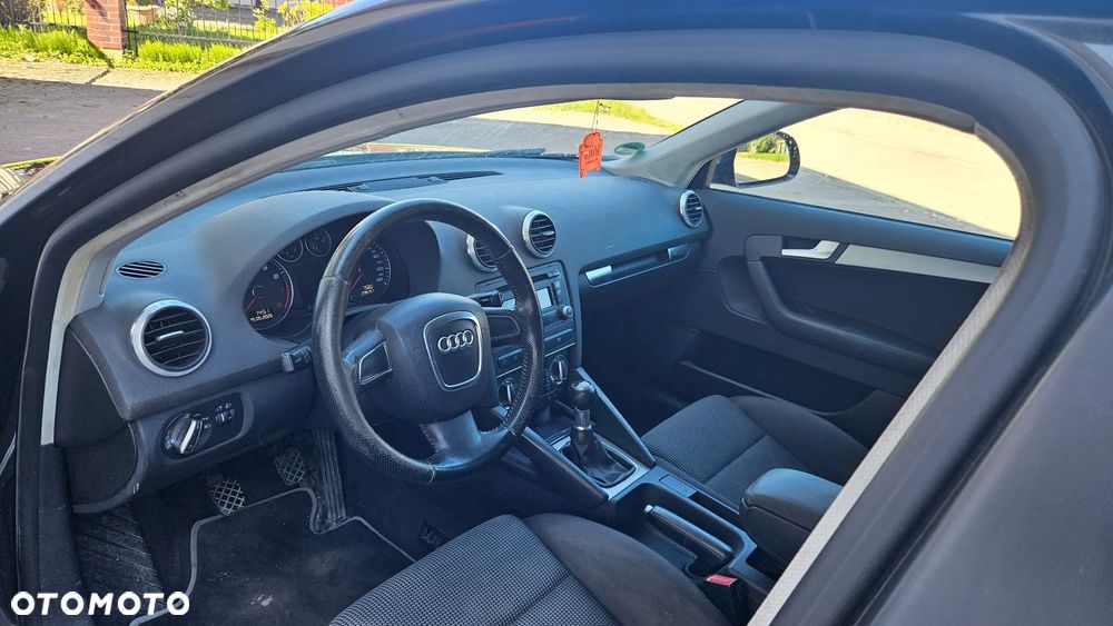 Audi A3 Sportback 1.4 TFSI Attraction - 6