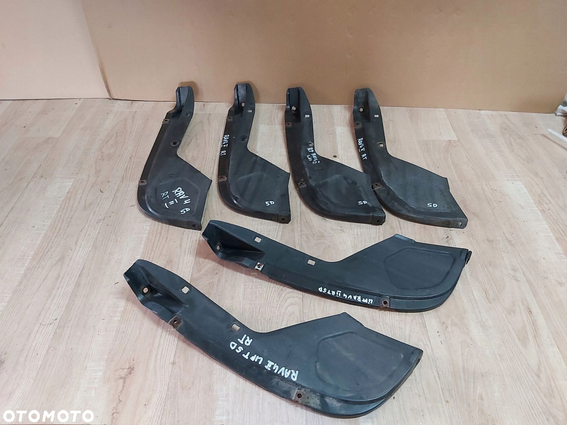 Toyota Rav4 II nadkole tył prawe chlapacz prawy 52591-42020 - 2