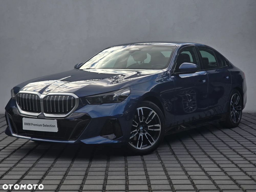 BMW Seria 5 520d xDrive mHEV M Sport - 1