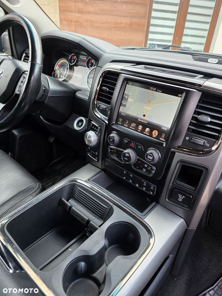 Dodge RAM - 18