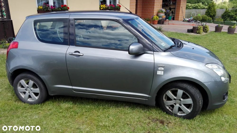 Suzuki Swift 1.3 DDiS Comfort - 12