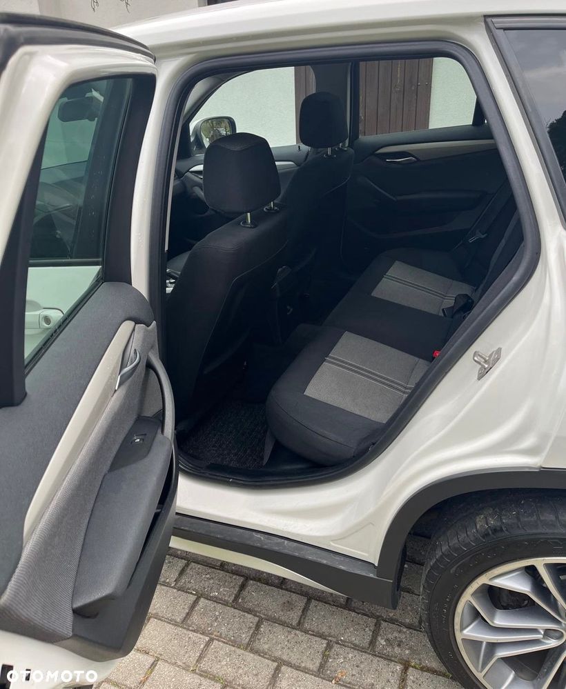 BMW X1 xDrive18d xLine - 5