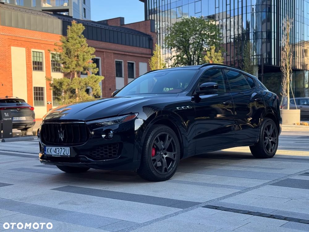 Maserati Levante Q4 GranSport - 3