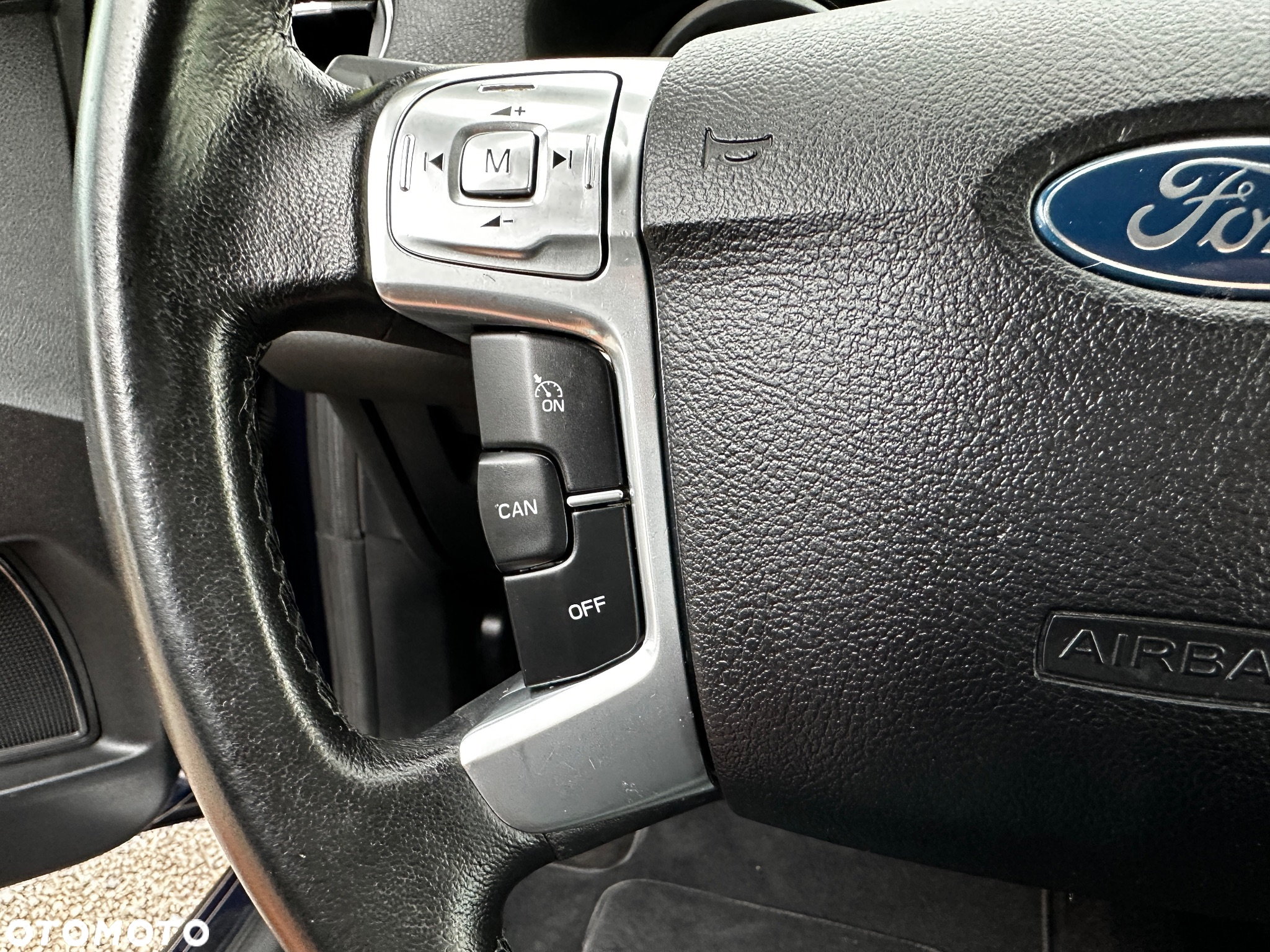 Ford Mondeo 1.8 TDCi Ghia - 32