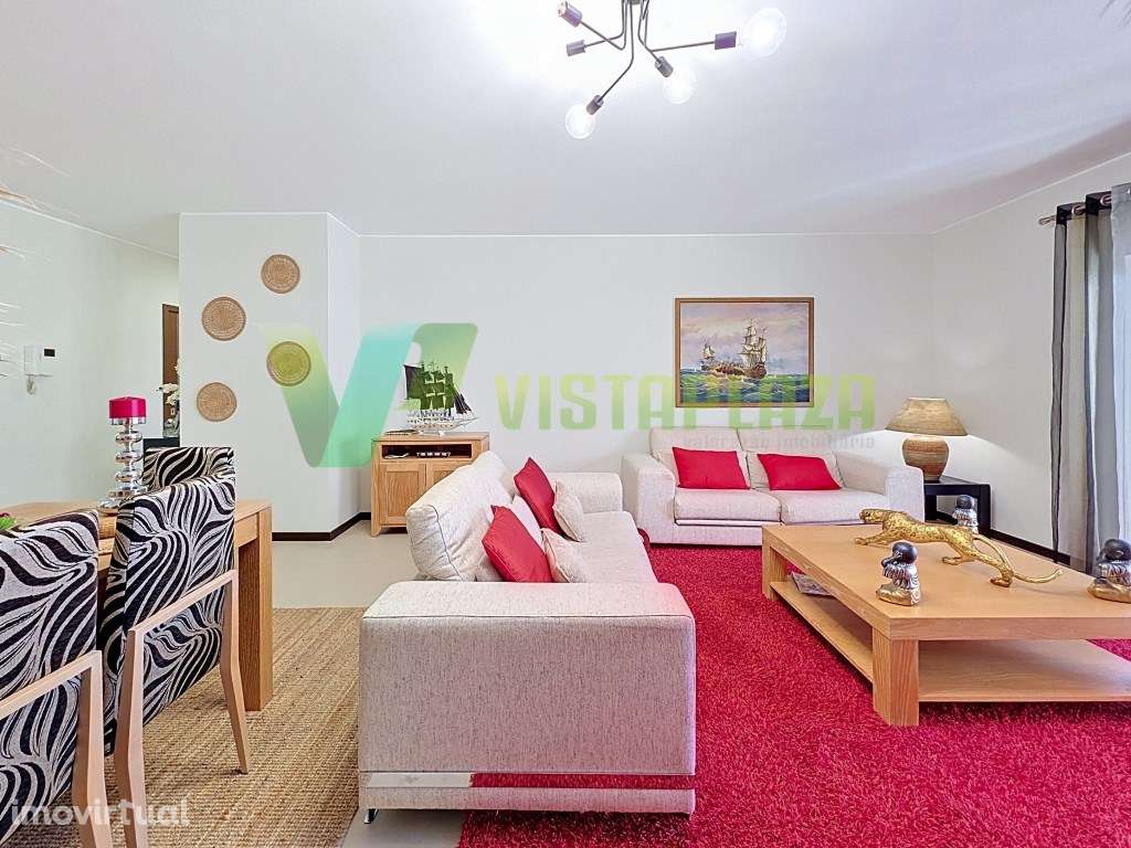 Apartamento T3 na Praia da Rocha com Piscina Panorâmica e Estaciona... - Grande imagem: 4/52