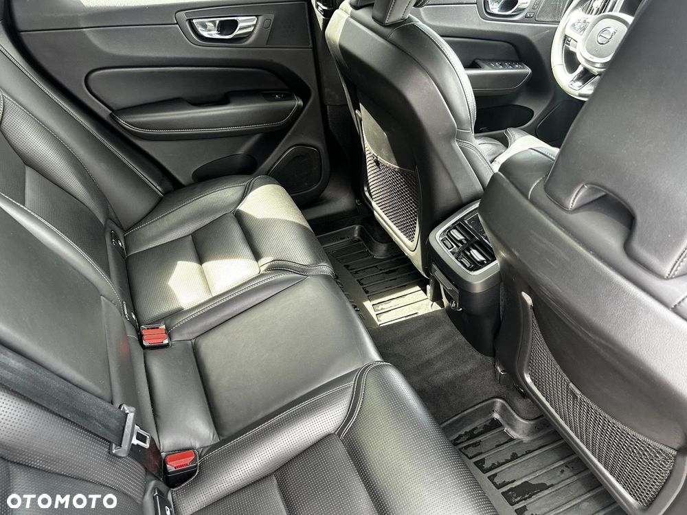 Volvo XC 60 - 16