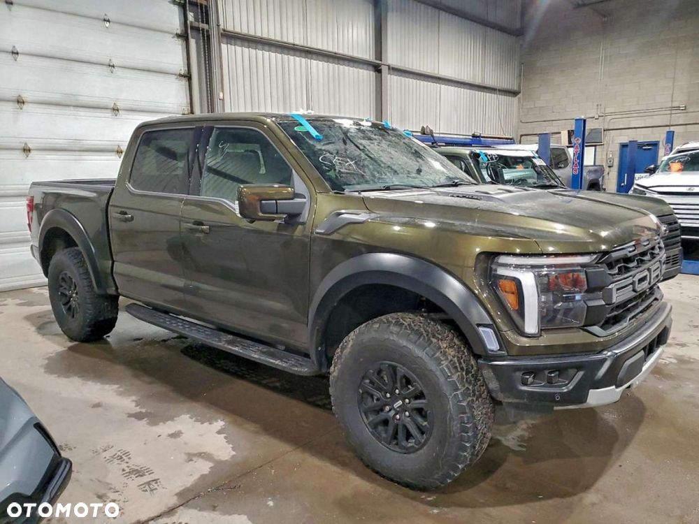 Ford F150 - 8