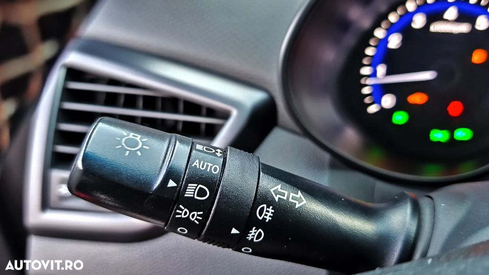 Hyundai Veloster 1.6 Turbo Matt Finish - 24