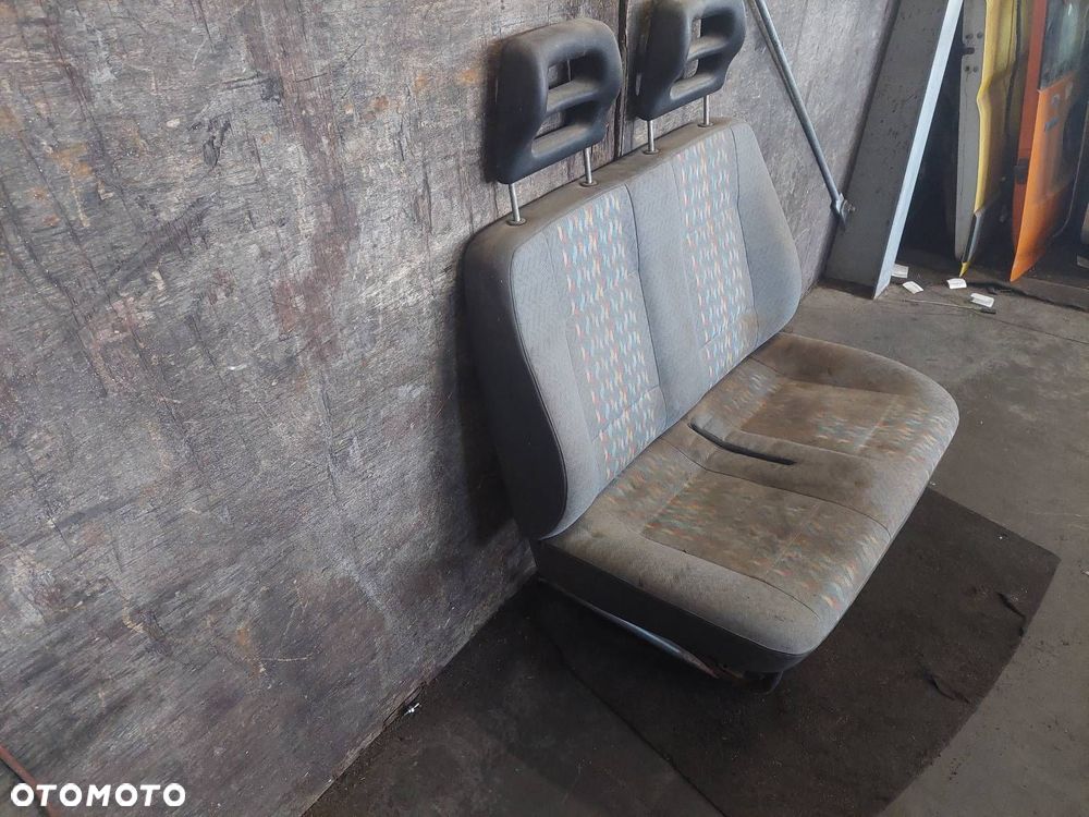 FOTEL PASAŻERA PODWÓJNY IVECO DAILY II LIFT - 2